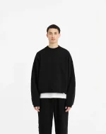 initial-boxy-sweater-black-02